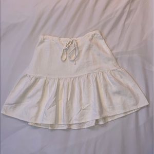 BRAND NEW Brandy Melville cream skirt